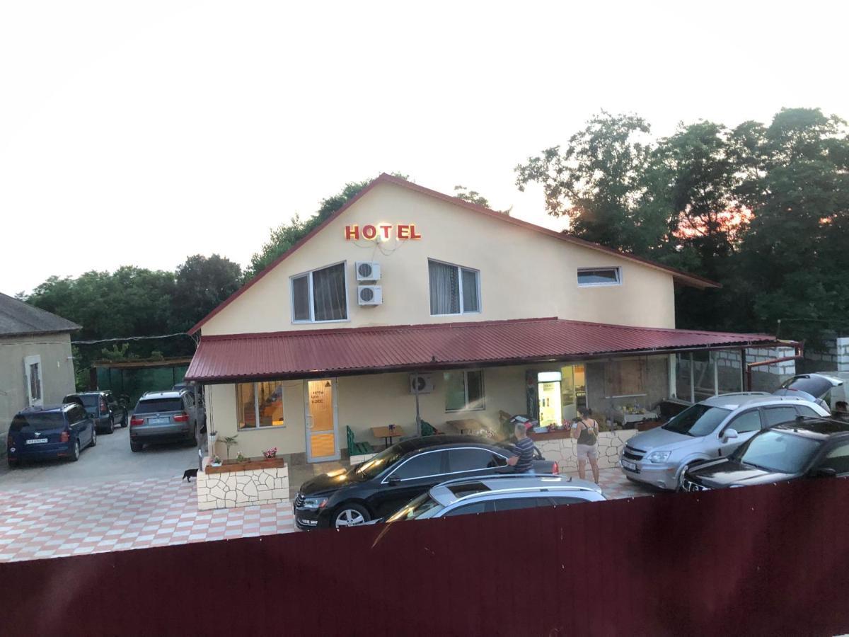 Гостиный Дом Comfort Reni Εξωτερικό φωτογραφία